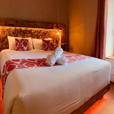 Bed and Breakfast Le Moulin Du Guy, Proche Du Puy Dufou à Chanverrie Extérieur photo