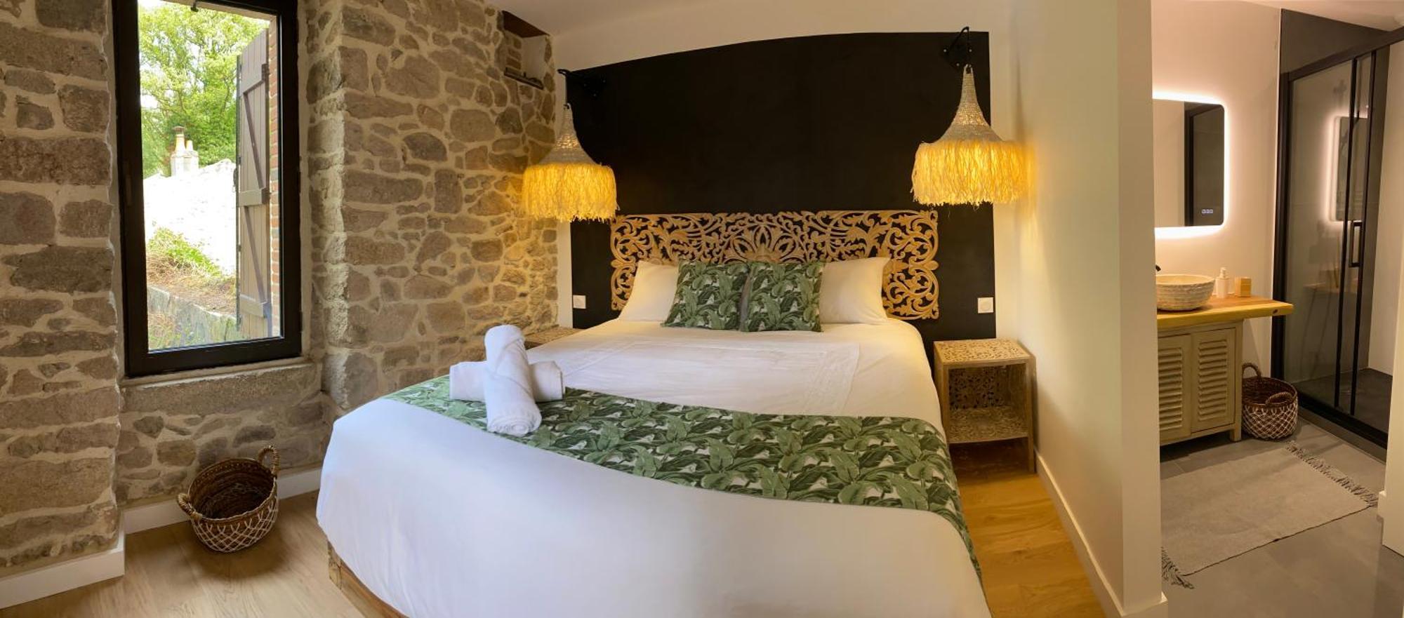 Bed and Breakfast Le Moulin Du Guy, Proche Du Puy Dufou à Chanverrie Extérieur photo